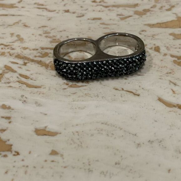Erica Annenberg two finger ring 6/7 - Picture 7 of 9